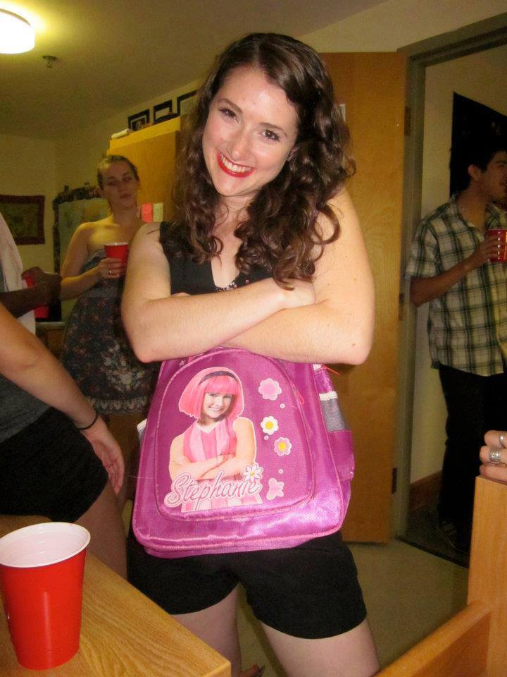Click image for larger version

Name:	steph backpack.jpg
Views:	108
Size:	82,3 KB
ID:	184150