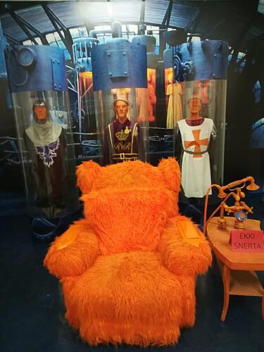 Click image for larger version

Name:	lazytown-museum-borgames-022.jpg
Views:	879
Size:	334,3 KB
ID:	188458