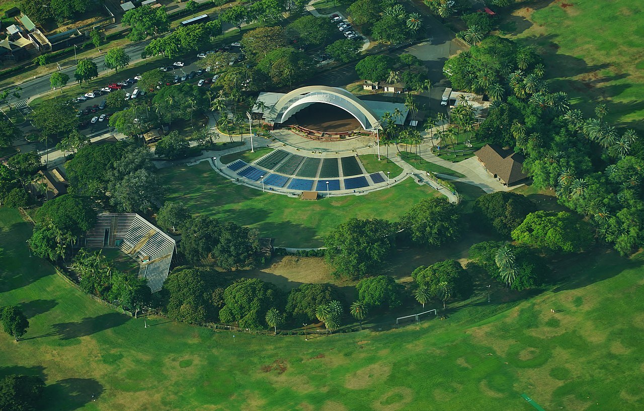 Click image for larger version

Name:	Waikiki_Shell_Amphitheater.jpg
Views:	202
Size:	374,2 KB
ID:	190717