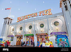 Click image for larger versionName:	brighton-pier-eintritt-in-die-spielhalle-brighton-east-sussex-england-e9f49a.jpgViews:	0Size:	228.5 KBID:	196077