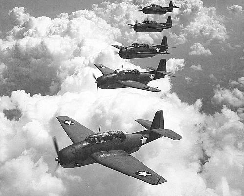Click image for larger version

Name:	Grumman_TBF-1_Avengers_of_VGS-29_in_flight_over_Norfolk,_Virginia_(USA),_on_1_September_1942_(80-G-427475).jpg
Views:	47
Size:	279,3 KB
ID:	210803