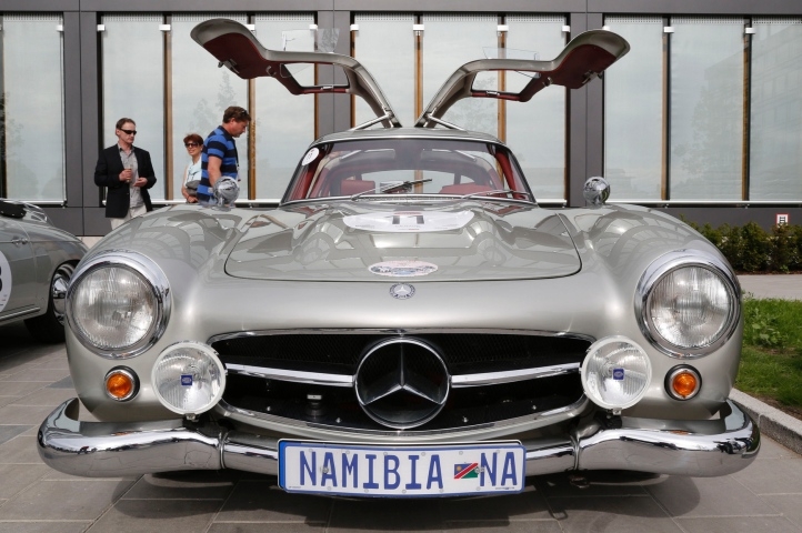 Click image for larger version

Name:	Mercedes_300_SL.jpg
Views:	63
Size:	243,2 KB
ID:	211152