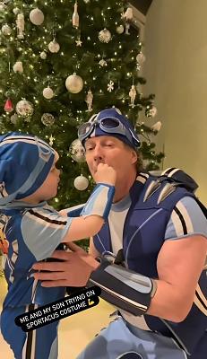 Click image for larger version  Name:	SportcusMustache02.jpg Views:	0 Size:	316,1 KB ID:	212991