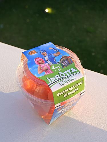 Click image for larger version

Name:	Carrots .jpg
Views:	8
Size:	782,1 KB
ID:	215572